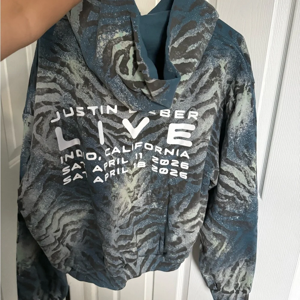 justin bieber skylrk zebra hoodie